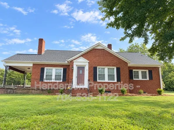 220 Logan New Amity Rd, Statesville, NC 28625