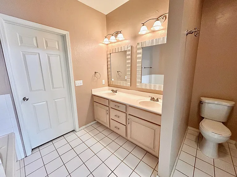 4501 N Youngs Blvd #1 — Photo 10