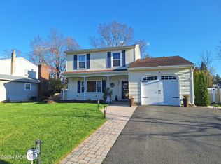 505 Buxton Rd, Toms River, NJ 08755