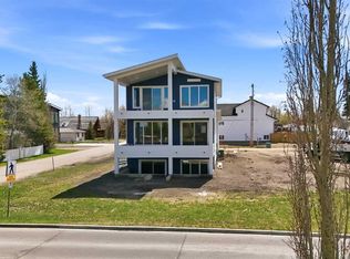 4205 NE Lakeshore Dr, Sylvan Lake, AB T4S1B3