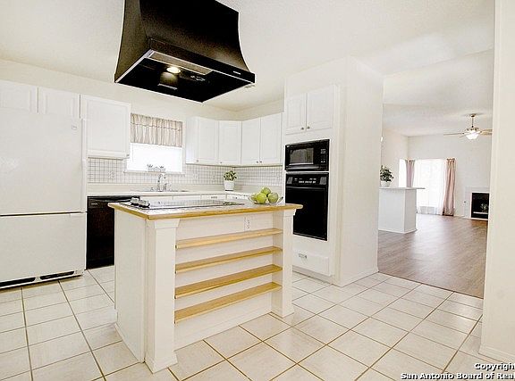 3rd image of 4303 Lakebend West Dr