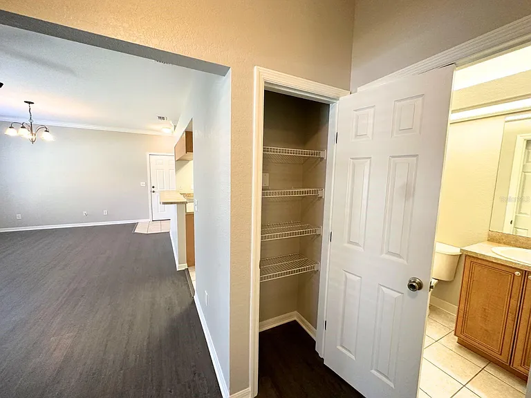 1604 Eagle Pond Dr — Photo 10
