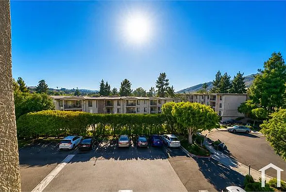 7855 Cowles Mountain Ct #A24 — Photo 13