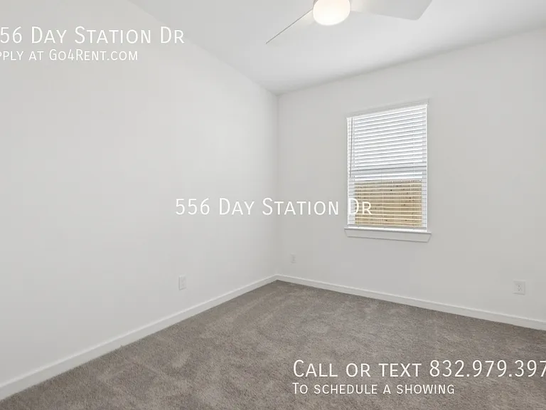 556 Day Station Dr — Photo 8