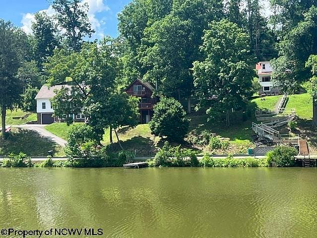 22nd image of 564 Maple Lake Rd