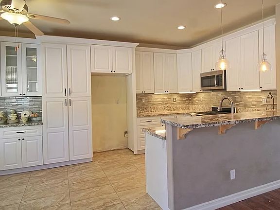 4th image of 34592 Campus Way #1