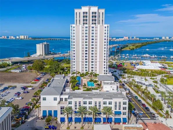 331 Cleveland St APT 1201, Clearwater, FL 33755