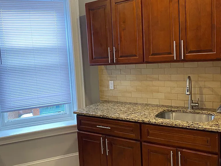 530 King St #42-B6 — Photo 2