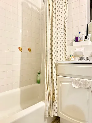 Rented by Living New York | media 22