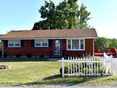 4818 Peach Tree Dr NW, Roanoke, VA, 24017