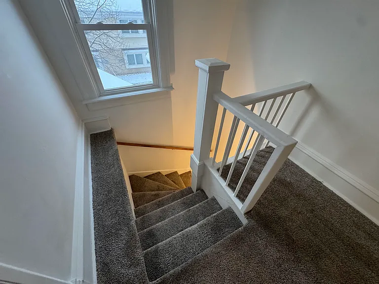 122 North St — Photo 27