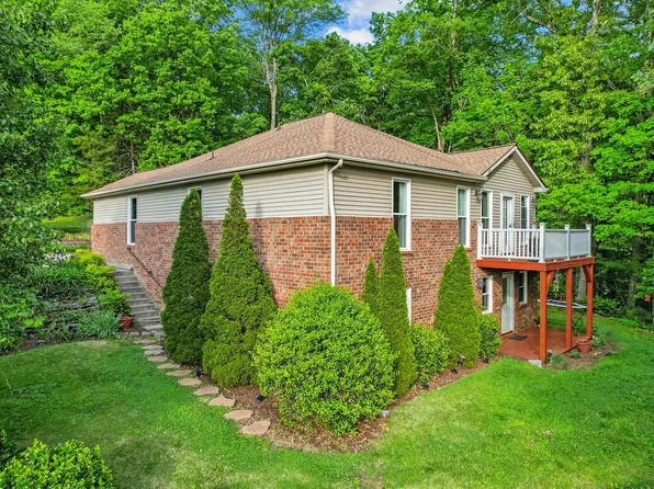 4588 Tanglewood Rd, Pegram, TN 37143
