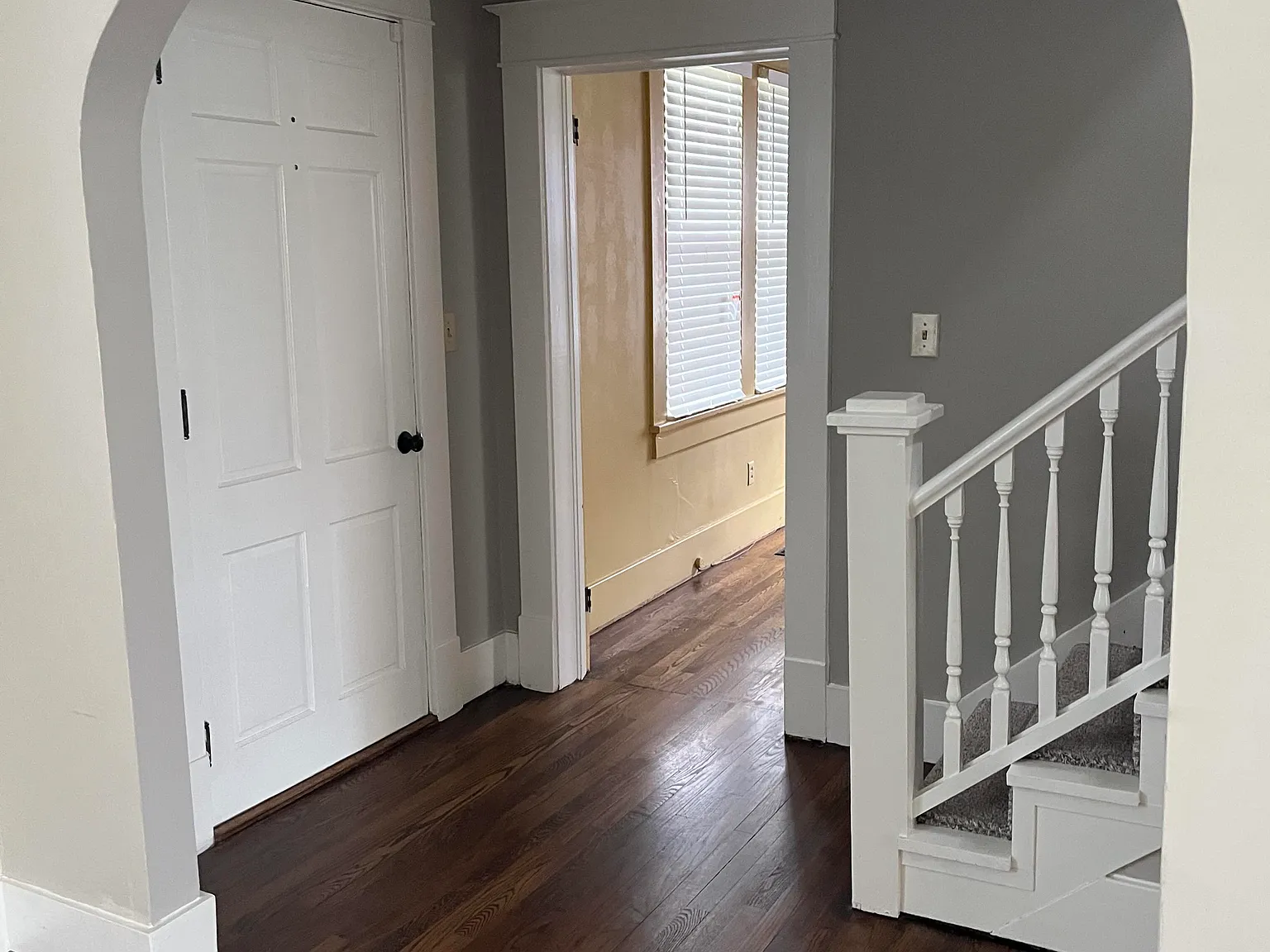 4 bed, 2800 sqft, $2,500 — Photo 3