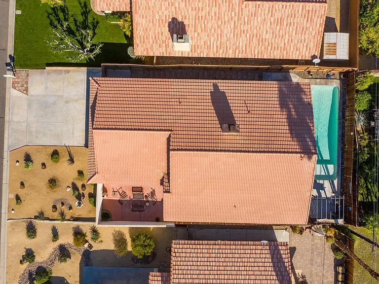53390 Avenida Navarro — Photo 35