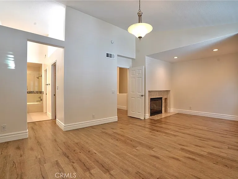 7401 Seabluff Dr #103 — Photo 8