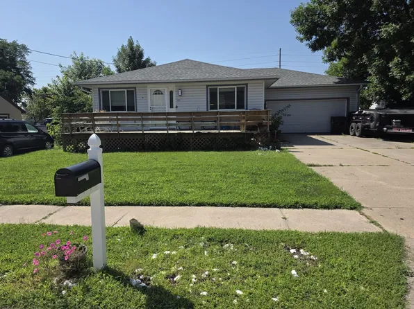 1021 5th St, Columbus, NE 68601