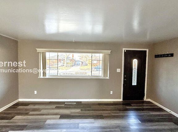 5th image of 3523 Roswell Dr