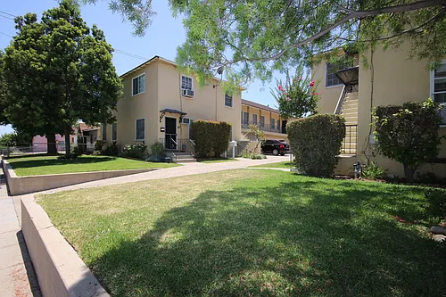 913 S Olive Avenue Alhambra Cir #1/2 Photo 1