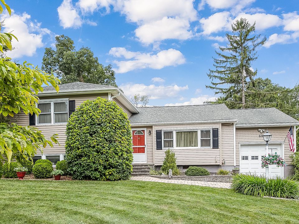 838 Wren Pl Yorktown Heights, NY 10598(02of28).jpg