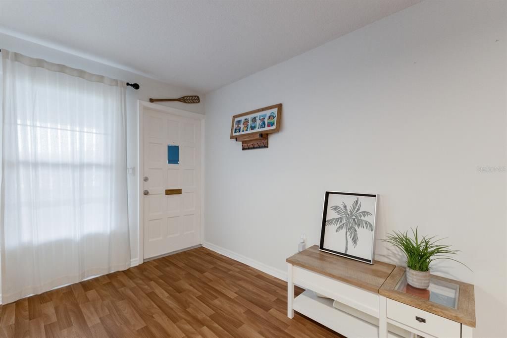 4444 Swift Rd APT 4, Sarasota, FL - More