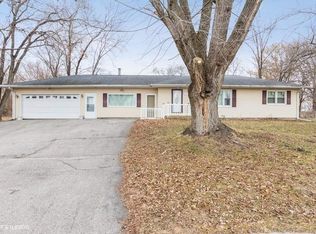 341 Anthony St, Waterloo, IA 50707