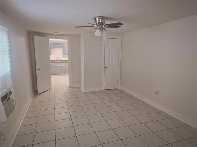 723 Lyons St — Photo 8
