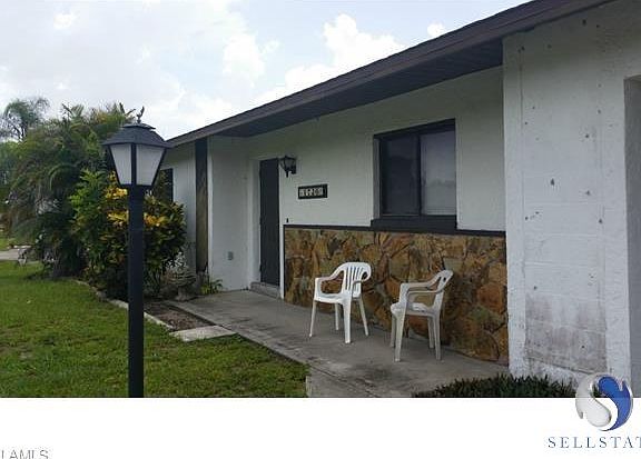 2nd image of 1720 SE 1st St