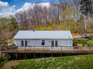 224 Old Siam Rd, Elizabethton, TN 37643