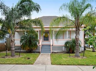 3827 Avenue N 1/2, Galveston, TX 77550