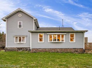9900 Pierson Rd, Fowlerville, MI 48836
