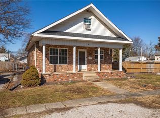 409 E Maple St, Gillespie, IL 62033