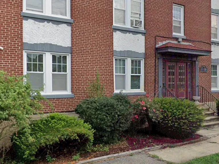 24 Circular Ave #3A — Photo 10