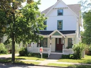 10 Lafayette St, Springfield, MA 01109