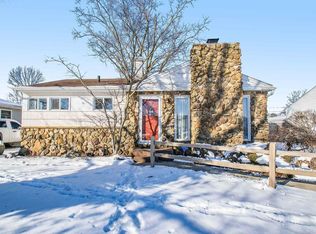 1035 Sussex Dr, South Bend, IN