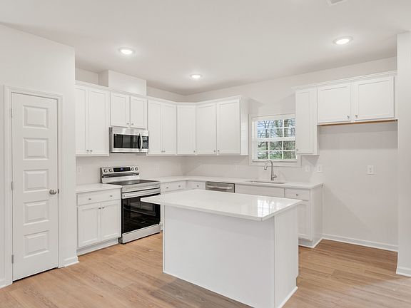 3rd image of 7104 Hall Rd Lot 5