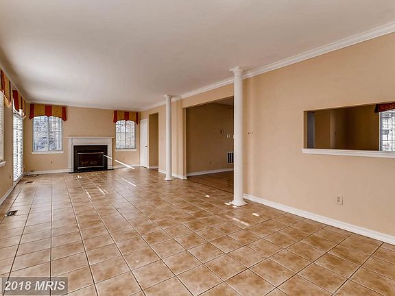 Combination Dining Room/ Living Room w/Gas FP