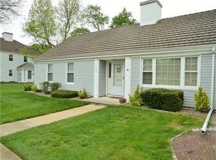 38 Concord Ln, Monroe Township, NJ 08831