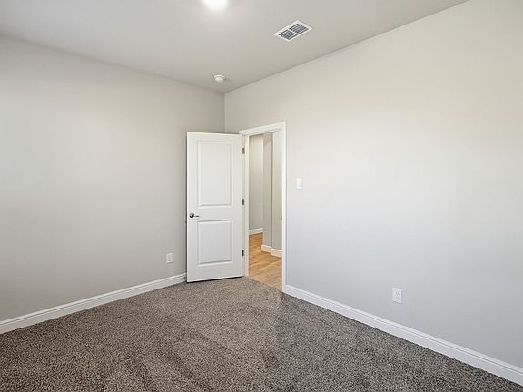 4th image of 14525 Delphinus Dr