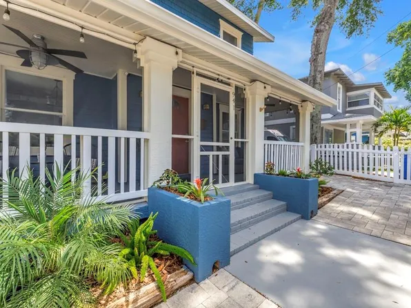 941 Granville Ct N, Saint Petersburg, FL 33701