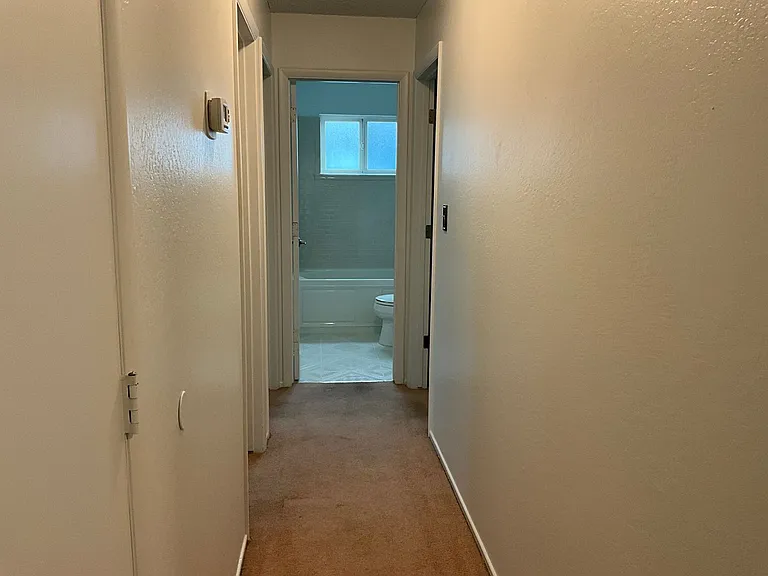 2109 Kansas St — Photo 4