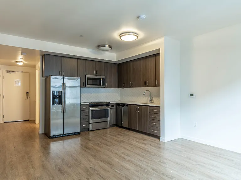 11 Marche Apartments — Photo 32