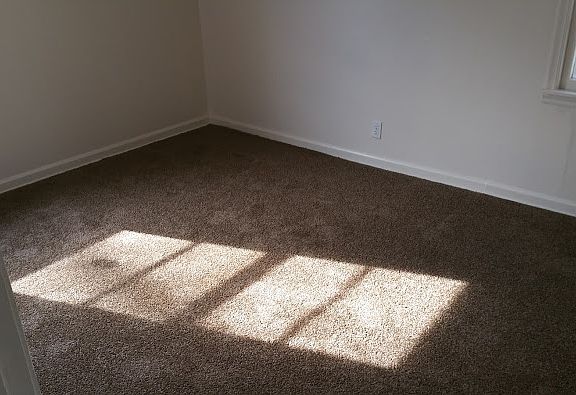 4th image of 2118 N Evanston Ave