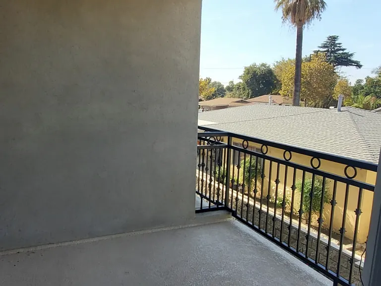 5945 Live Oak St — Photo 8