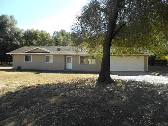 19645 Nirvana Rd photo 1