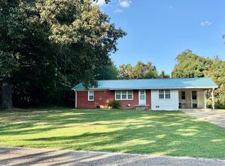 6090 Highway 190, Mc Kenzie, TN 38201