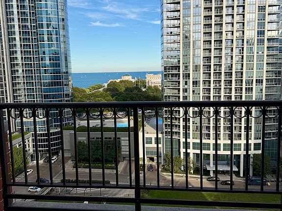 5th image of 1250 S Indiana Ave APT 1303