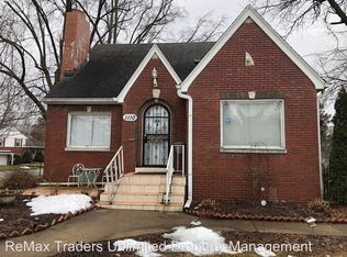 1110 E Fairoaks Ave, Peoria, IL