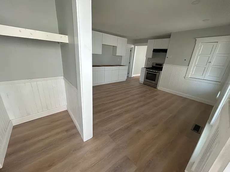 194-196 South St #1 — Photo 14