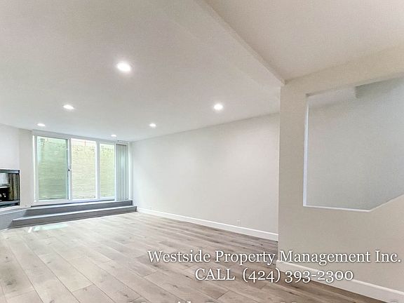 4th image of 942 7th St APT 5