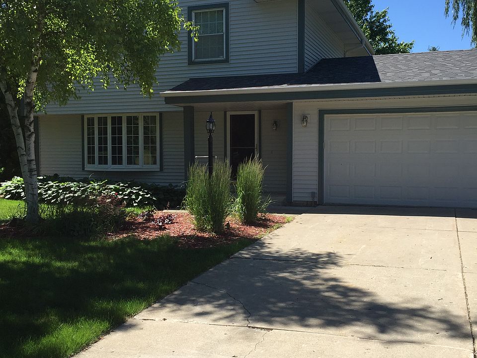 2nd image of 25725 Portsmouth Rd